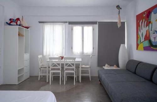 Kithnos Apartment | Kyon Beach Suites Kythnos