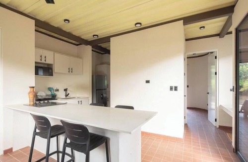 Santa Barbara House | La Pastillita Rooftop Hideaway - 2 bedroom house surrounded by nature