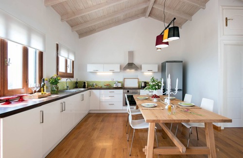 Skripero House | Lavender Cottage