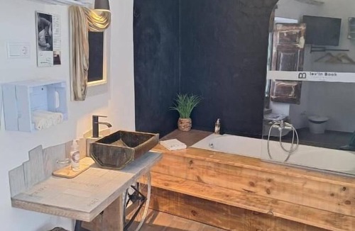 Obidos House | Lovin Book Guesthouse