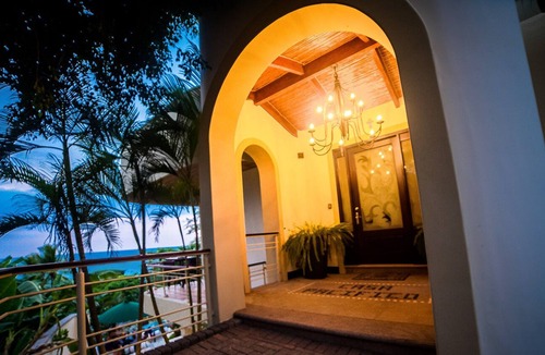 Tango Mar House | Luxury House Beachfront- Residencia Pacifico