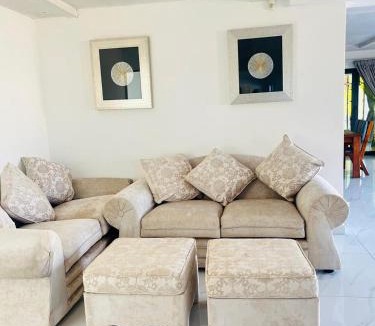 Zeerust House | Mafjoint