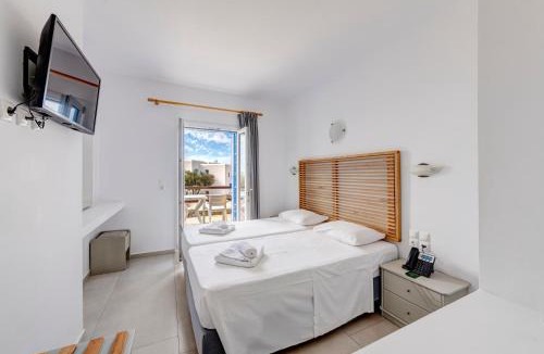 Tourlos Hotel | Makis Place