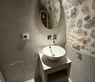 Oitylo Apartment | Mani Stone Studios