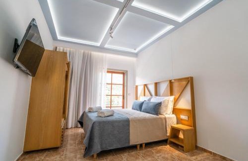 Palaiochora Apartment | Manos Studios