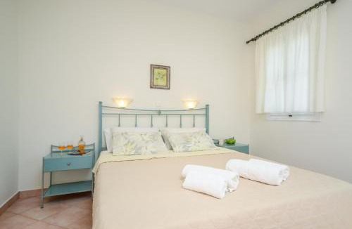 Plaka Apartment | Mateus Studios