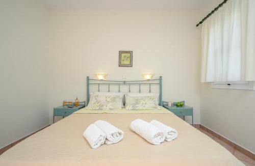 Plaka Apartment | Mateus Studios