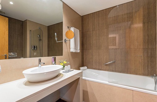 Pragal Hotel | Mercure Lisboa Almada