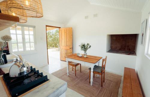 Robertson Apartment | Middelpunt Branch