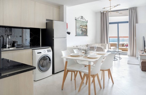 Jadaf Apartment | Modern 1BR with Pool and Gym Al Jaddaf