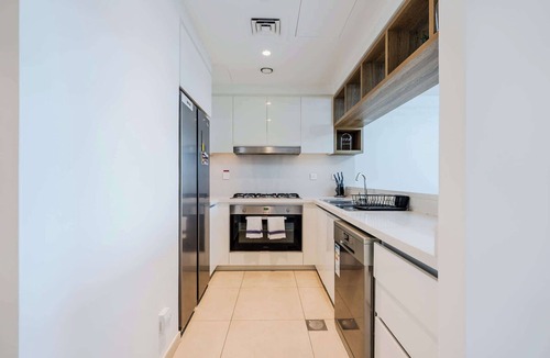Za'abeel 2 Apartment | Modern 3BR Home, Maids Room, Burj Khalifa View