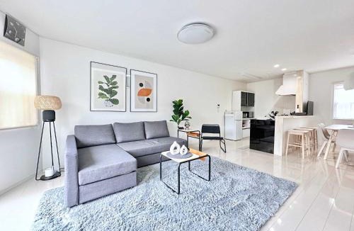 Ozu House | Modern designed property 15 mins from Kumamoto station by Restavio