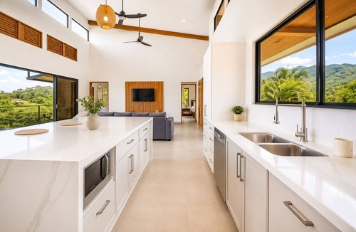 Chontales House | Modern Estate with Amazing Panoramic Ocean Views