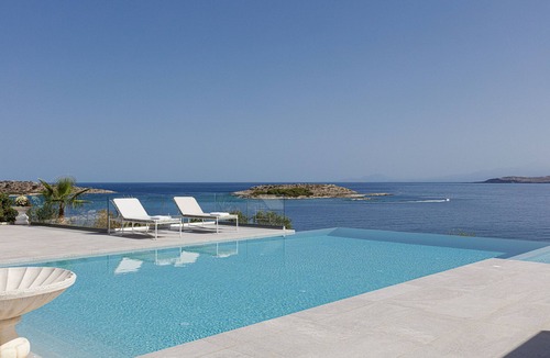 Marathi Villa | Modern Villa Overlooking the Aegean. Next to the sea.