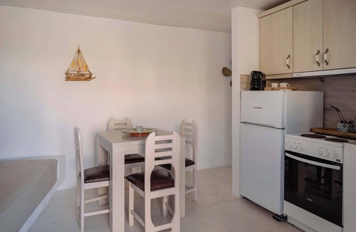 Ano Meria House | Moniasma Rustic Stone House in Folegandros