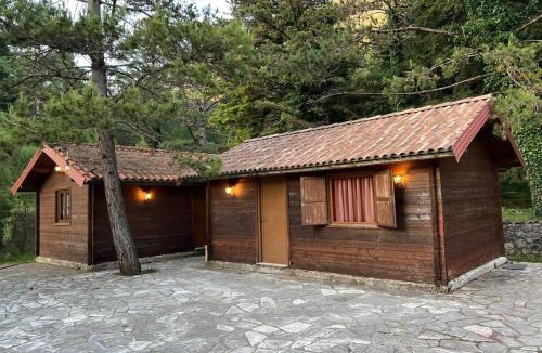 Llogara National Park Ski Chalet | Mount Calm