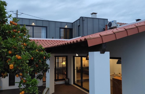 Casais do Rio House | Numa aldeia tranquila, um Alojamento com traços originais a brindar a historia!
