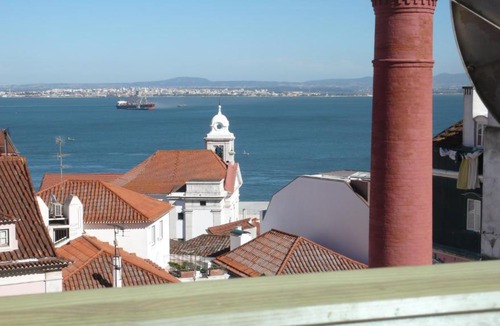 Alfama Apartment | Oliveirinha