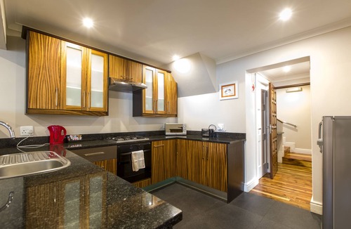 Old Place House | Orange Inn Knysna