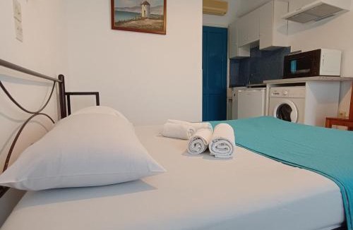 Varia Apartment | Pafsilipo Studios