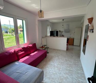 Pefki Apartment | Παγώνα, by the sea