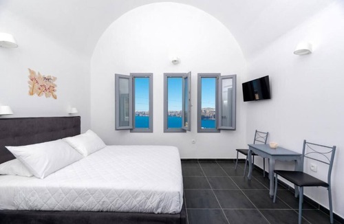 Akrotiri Hotel | Pancratium villas & suites