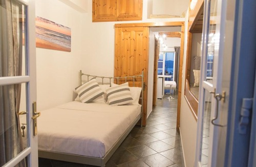 idhra Apartment | Paradiso view
