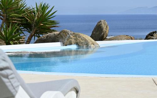 Paradise Villa | Paraga Scorpios area Villa 2 "7min WALK TO BEACH" by Calypso Sunset Villas