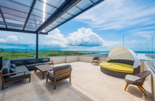 Playa Langosta House | Peninsula #1