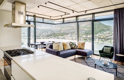 Bo'Kaap Apartment | Penthouse w/Table Mountain Views (Pride View)
