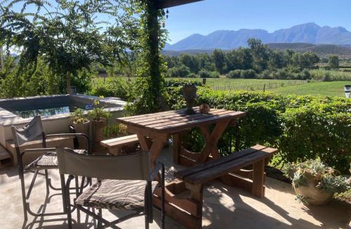 De Rust House | Pepper Tree Cottage