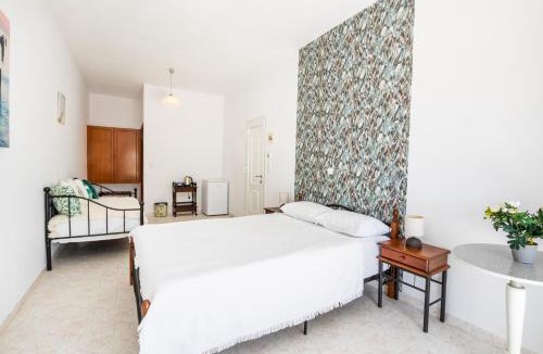 Menetai Hotel | Perama Hotel, Karpathos