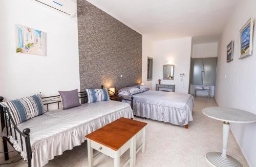 Menetai Hotel | Perama Hotel, Karpathos