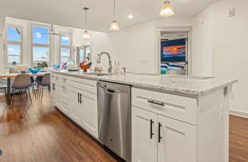 Colington Condo | Pet-Friendly Waterfront Condo Near OBX Beaches