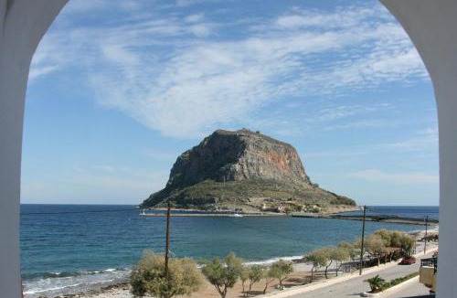 Monemvasia Hotel | Pramataris