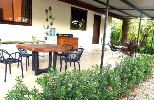 Cabo Blanco Bed & Breakfast | Primer Canto B&B - Near Ferry & Early Birdwatching Trails