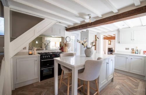 Aughton Cottage | Rainbow Cottage, Ormskirk