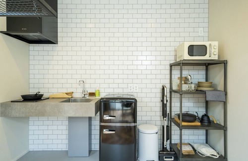 Iida House | raw