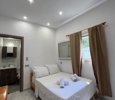 Skiathos Town Apartment | Ready