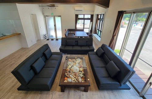 Okinawa House | Renovated Equipped with 85 inch TVFor those who /Nanjo Okinawa