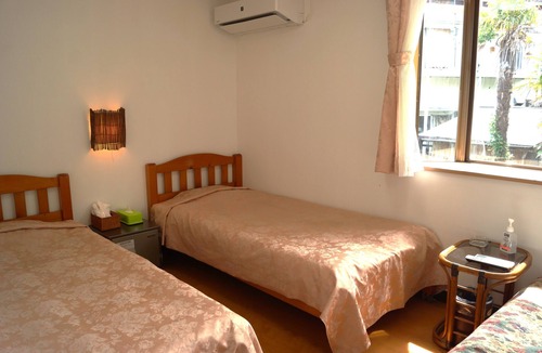 Shirahama House | Resort Pension Turtle House