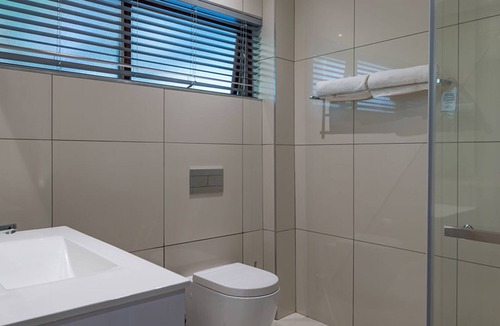 Upington Bed & Breakfast | River Place Manor - Deluxe Double or Twin Room E