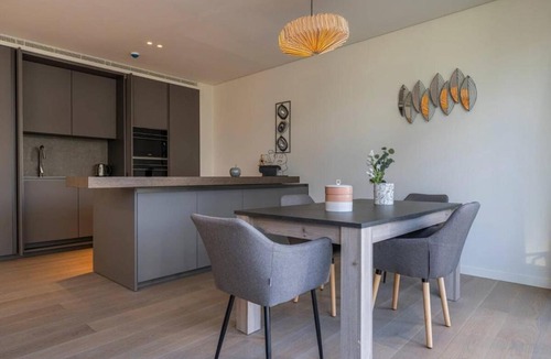 Marvila Apartment | Riverside Delight