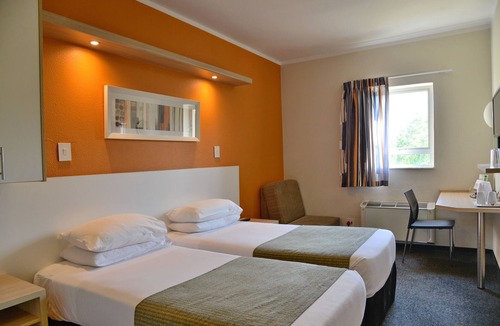 Rustenburg Hotel | Road Lodge Rustenburg