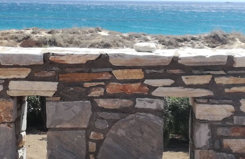 Plaka Apartment | Romantic studio B with sea view - It's upstairs, 2 min. from Plaka beach, Naxos