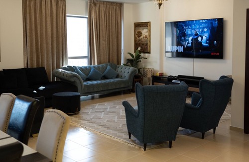 Jumeirah Beach Residence Cabin | Rovers Hostel Dubai