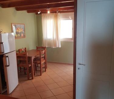 Sarakiniko Apartment | Schinas Apts.