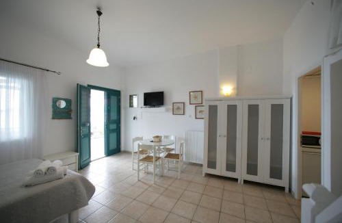 Adamas Apartment | Seaside Apartments