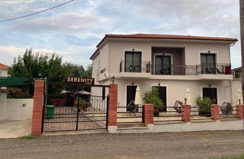 Kala Nera Apartment | Serenity Studios