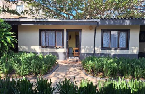 Shelly Beach Resort | Shore Breakers